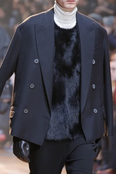 Look 31